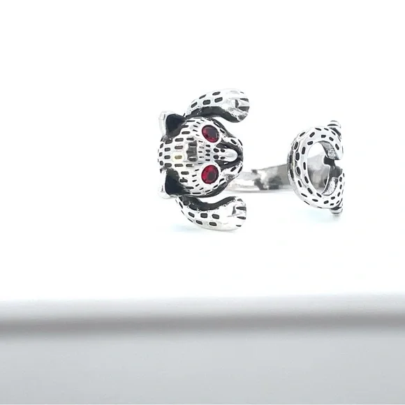 Cat Ring - Picture 5 of 10